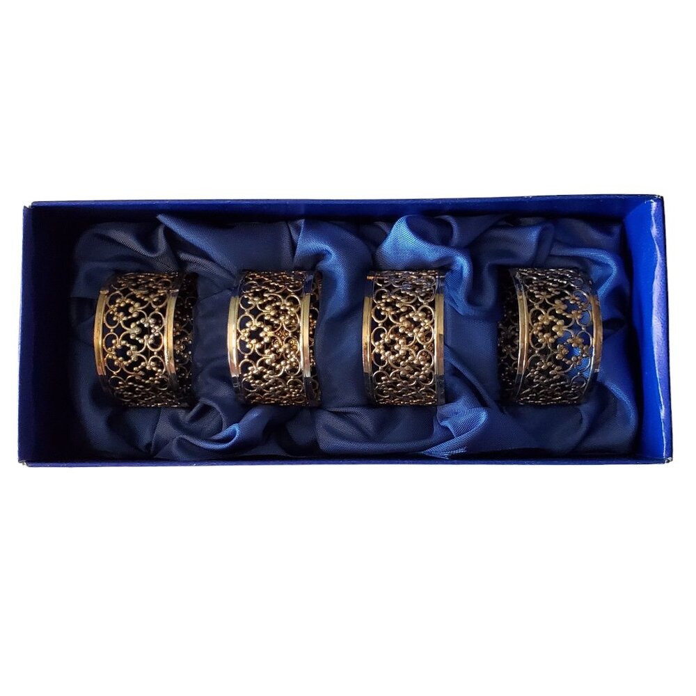 Set Of 4 Silver Plated Napkin Rings Elegant Floral Design Made in England